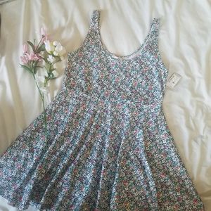 LAST CHANCE 🌸Patterned Dress
